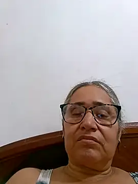 Chat +18 de _candi ao vivo