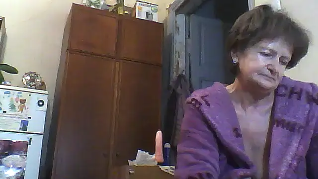 Chat XXX en directo de JesykaLove566