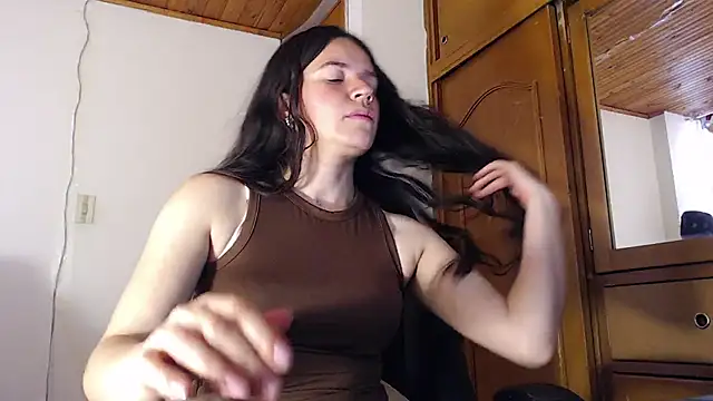 Shanel_LozanoのライブXXXチャット