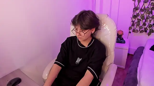 Nathaly_ds élő XXX-chatje