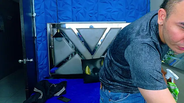 TemptationDual's Webcam Show