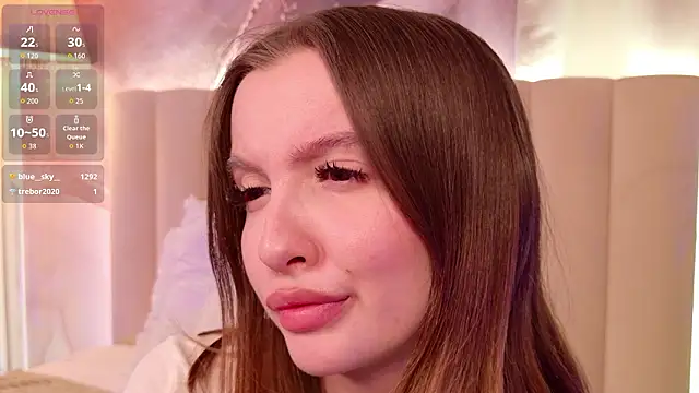 Layla_Bloomのウェブカメラショー