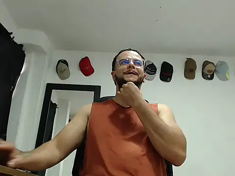 cloudsxxx: απευθείας συνομιλία ΧΧΧ