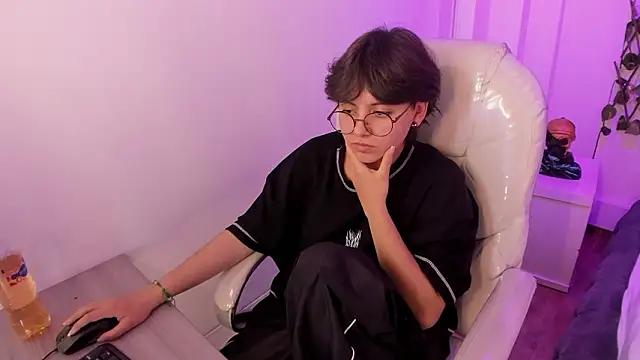 Chat +18 de Nathaly_ds ao vivo