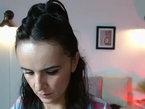 Chat +18 de Juliana__lx ao vivo