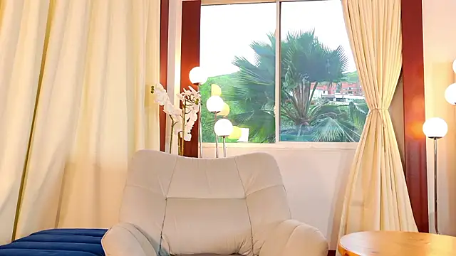 lissetlong69: онлайн-секс-чат