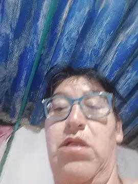 clarita_01: απευθείας συνομιλία ΧΧΧ