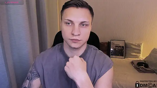 handsome_guy01: απευθείας συνομιλία ΧΧΧ