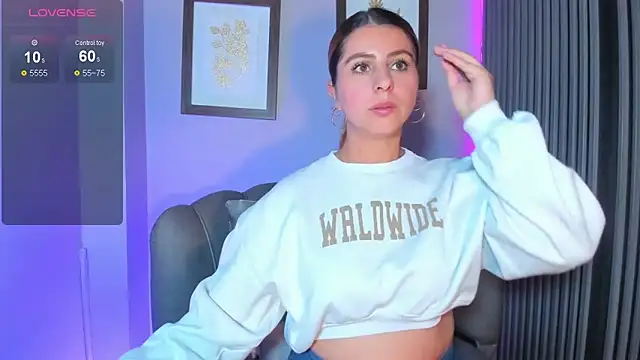 Nahiajhonson_ Show Webcam