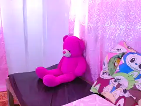 Hershey10 Adlı Modelin Canlı XXX Sohbeti