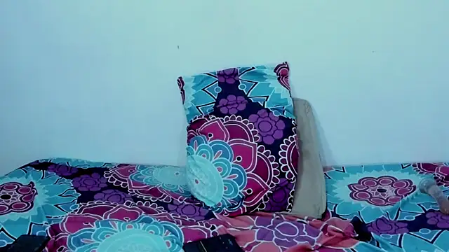 Онлайн чат XXX Nikki__uwu