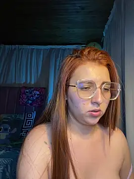 Živý XXX chat CoraVibes