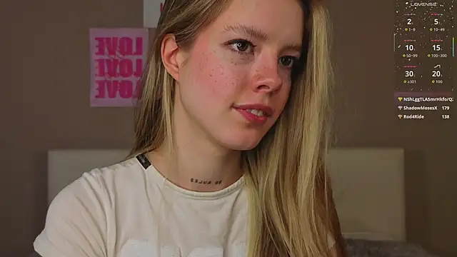 TiffinyMergist's Webcam Show