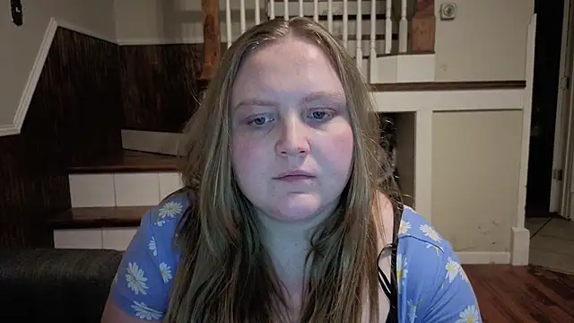 Pokazy przed kamerką – PhatAssBlond