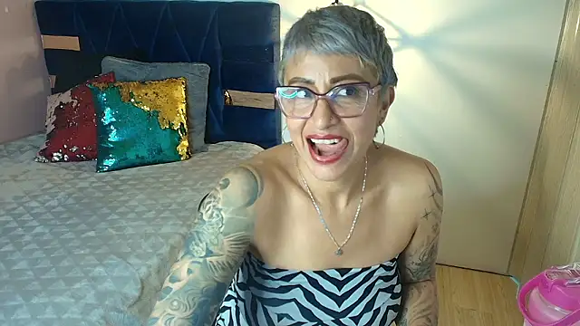 Charlotte__Gray Live XXX-chat