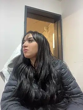 EmmyEvans1のライブXXXチャット