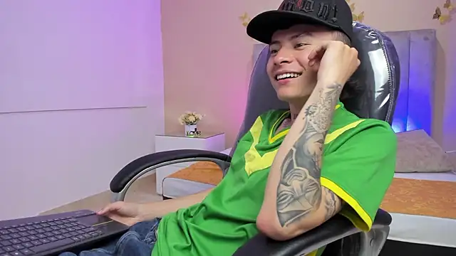 Nascary_Foxn Live XXX chat