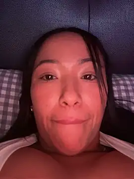 Онлайн чат XXX Lunakiana