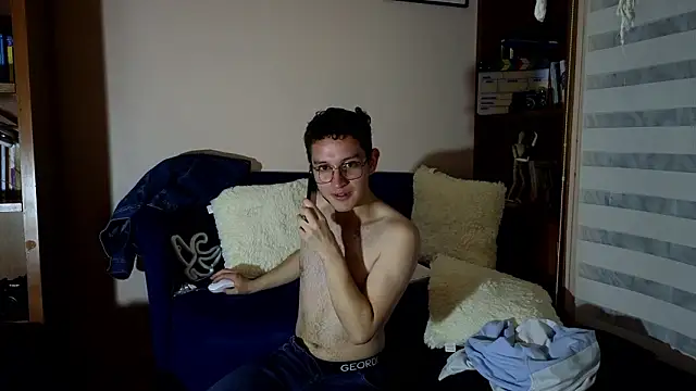 gamercum33: διαδικτυακό σόου στην κάμερα