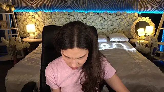 Онлайн чат XXX BabyFlowerr