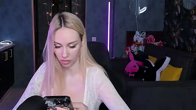 Blckmirrorr Chat XXX in diretta