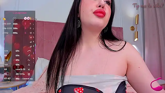 Mayzzie webkamerás műsora