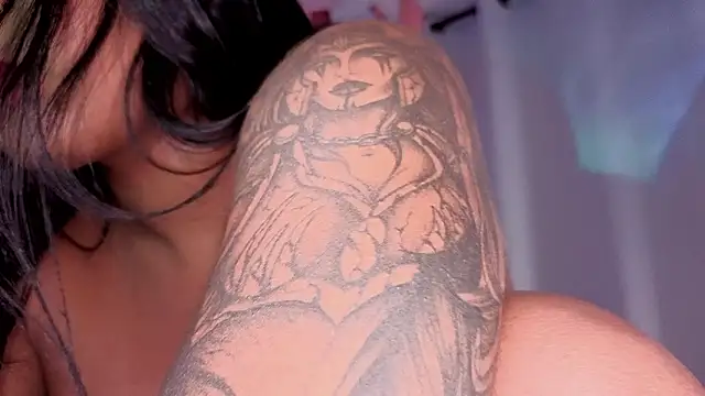 VickyGrey Chat XXX in diretta