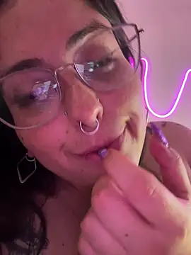 Mizztikaa Live XXX Chat