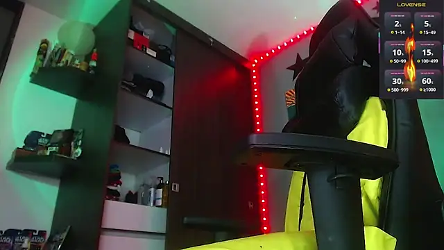 justincs Chat XXX in diretta