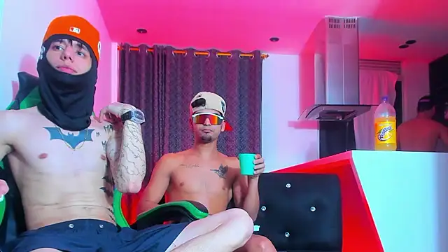 TheBatMansion Adlı Modelin Web Kamerası Şovu