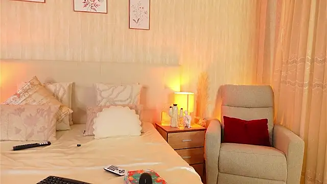 دردشة ZamphyraNightt الجنسية المباشرة