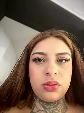 EmilyMoore_Pink Adlı Modelin Web Kamerası Şovu