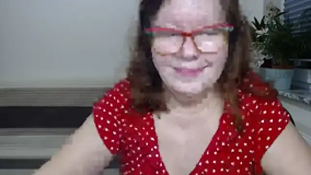 Adelewildx: вебкам-шоу