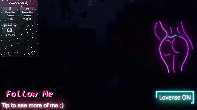 Chat +18 de sofiacurvy_45 ao vivo