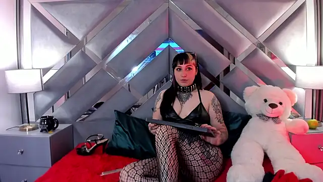 Ravenna666_ Live XXX Chat