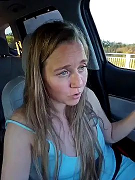 Skyellar Show in webcam