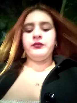 Pokazy przed kamerką – katty_42