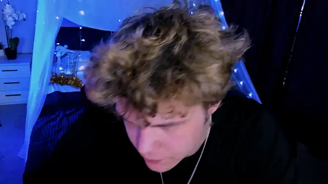 lucas_long_ – Naživo XXX chat