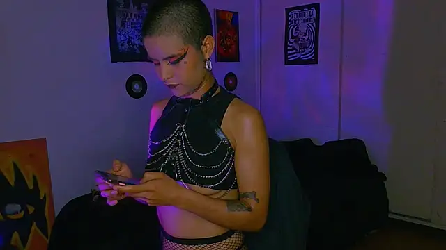 Chatroom XXX en direct de alex_one888