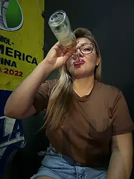 DIANITA_1988: απευθείας συνομιλία ΧΧΧ