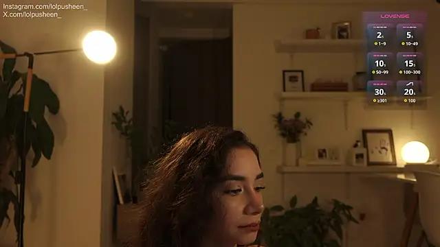 Chat +18 de JulietteDee ao vivo