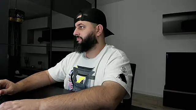 Chat +18 de DravenPeak ao vivo