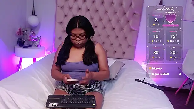 Kiri_Black_ Chat XXX in diretta