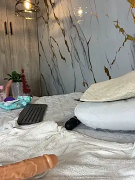 Scaarlettfox's Live XXX Chat