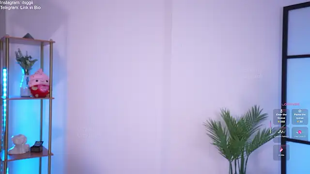 Gigi_ohlala: онлайн-секс-чат