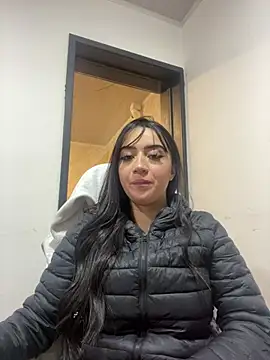 EmmyEvans1's Live XXX Chat