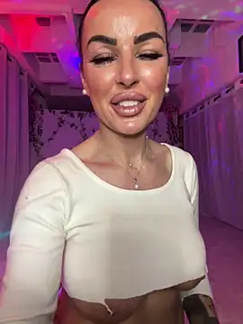 SofiaaMaria 即時 XXX 聊天