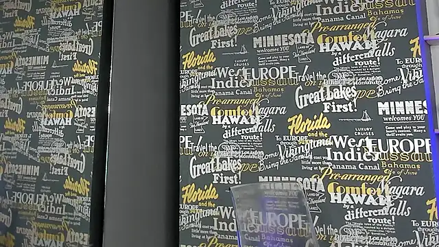 DemmiLove's Live XXX Chat