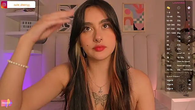 Chat XXX en directo de cute__cherry_
