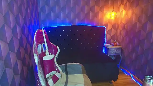 Chat XXX en directo de LiaHarryis